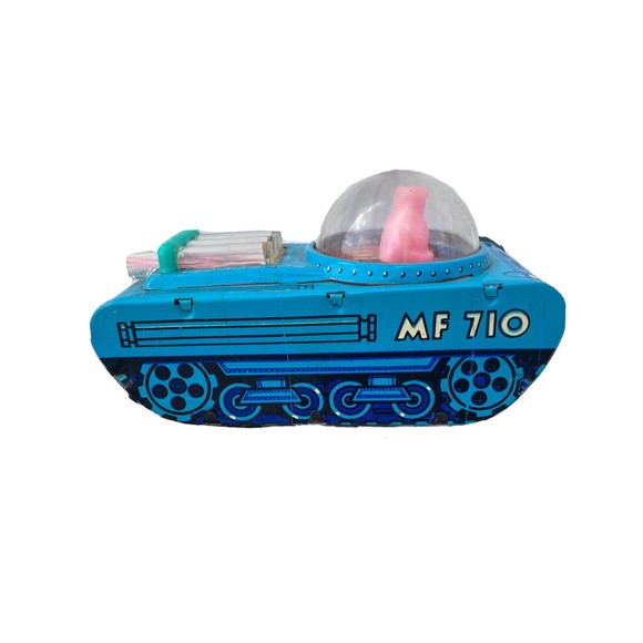 RED CHINA TIN FRICTION STARS-LANDING SPACE TANK MF 710.  VINTAGE TOY. - Picture 4 of 8